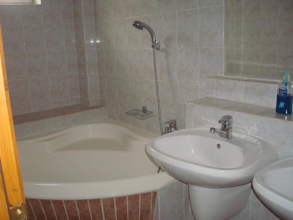 Vincze Vendégház Eger Habitación foto